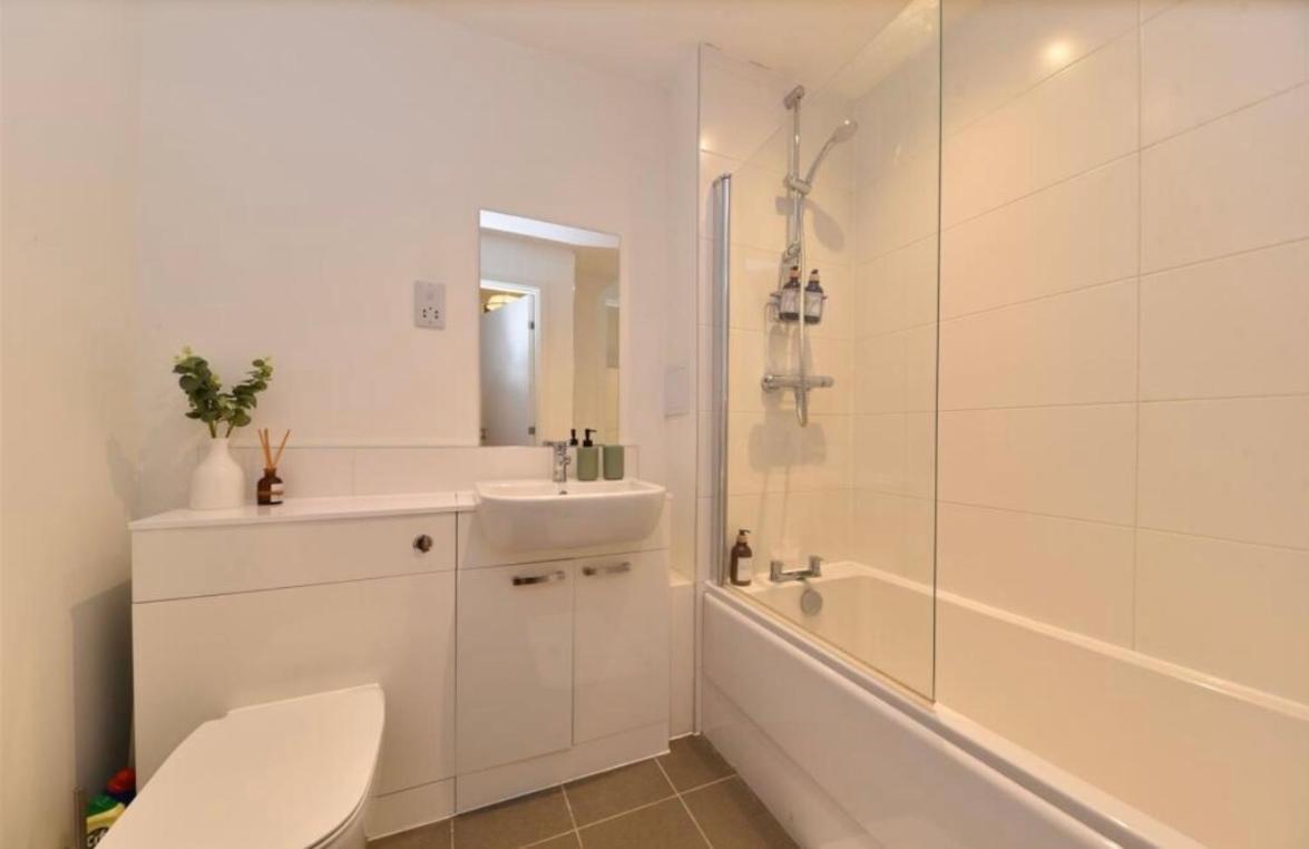 Mulberry House Apartman Stevenage Kültér fotó